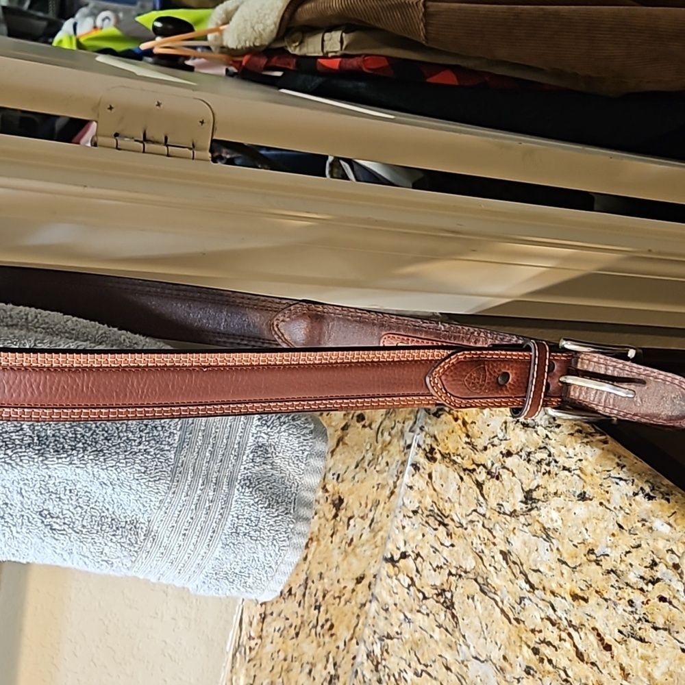 NWOT Ariat womens belt size 36